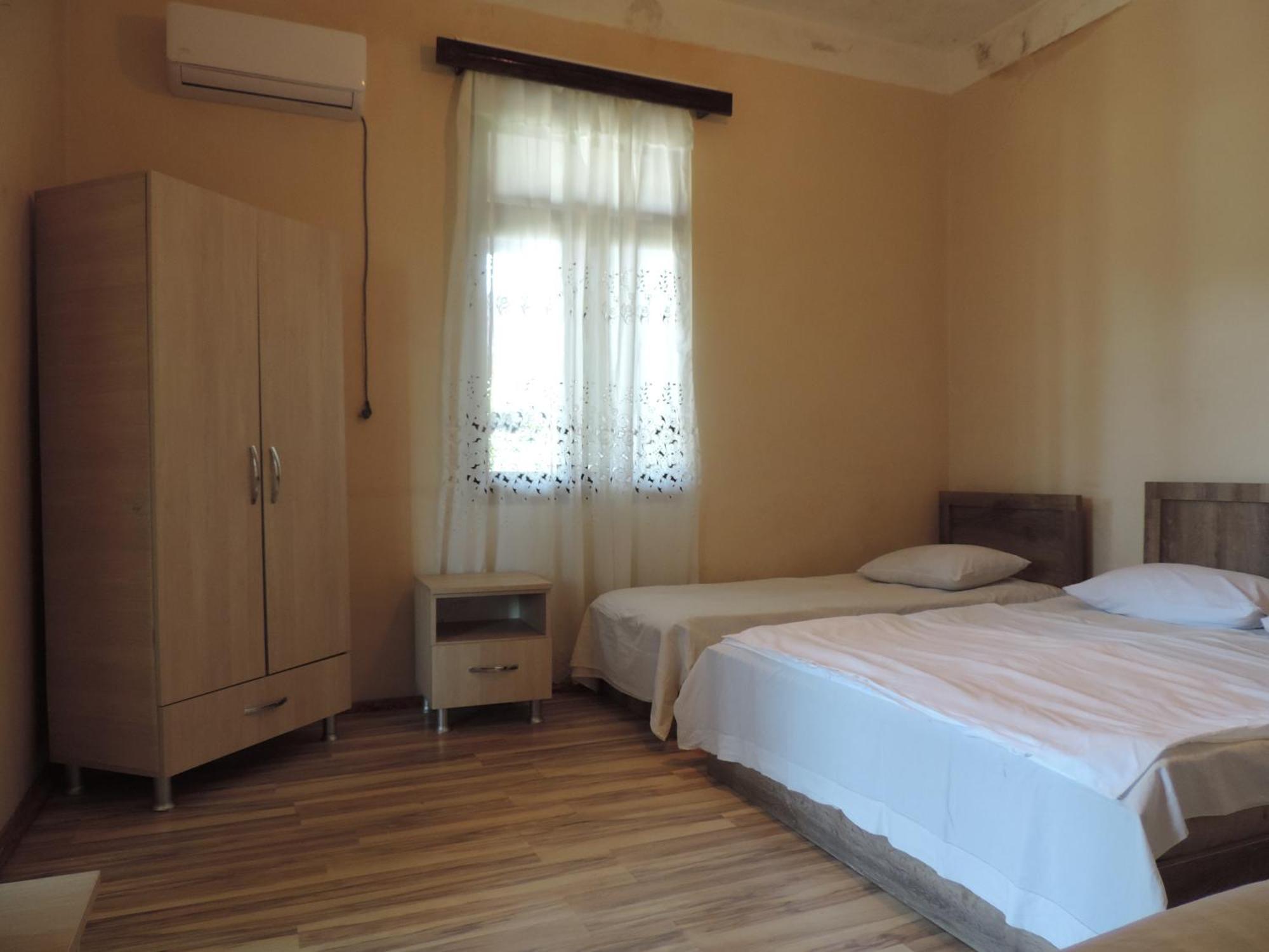 Hotel Ok House! à Kobuleti Extérieur photo