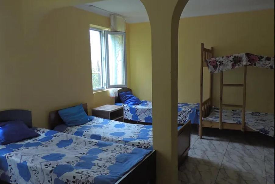 Hotel Ok House! à Kobuleti Extérieur photo